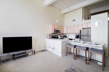 Kitchen island or breakfast bar